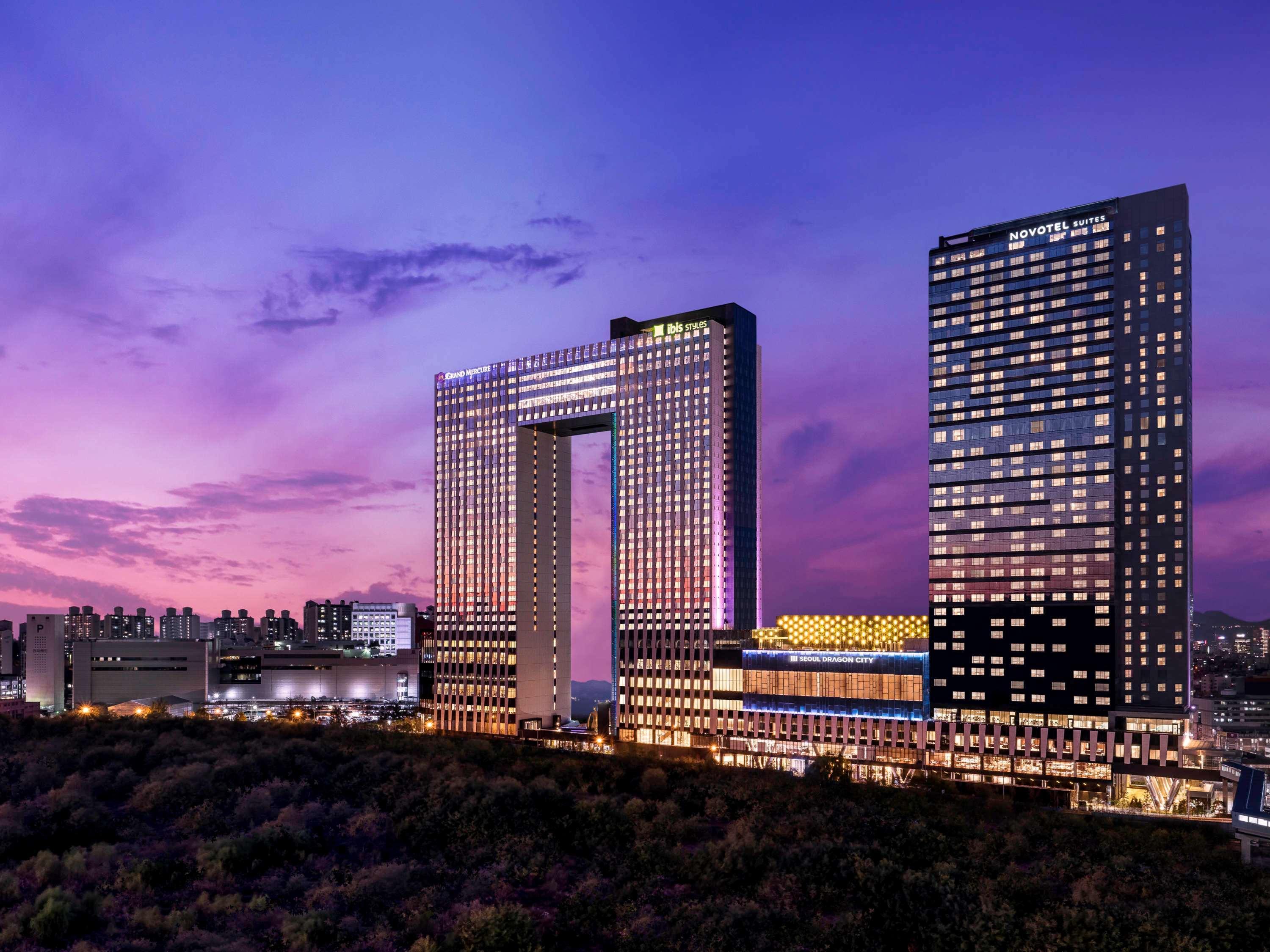 Novotel Suites Ambassador Seoul Yongsan Екстериор снимка