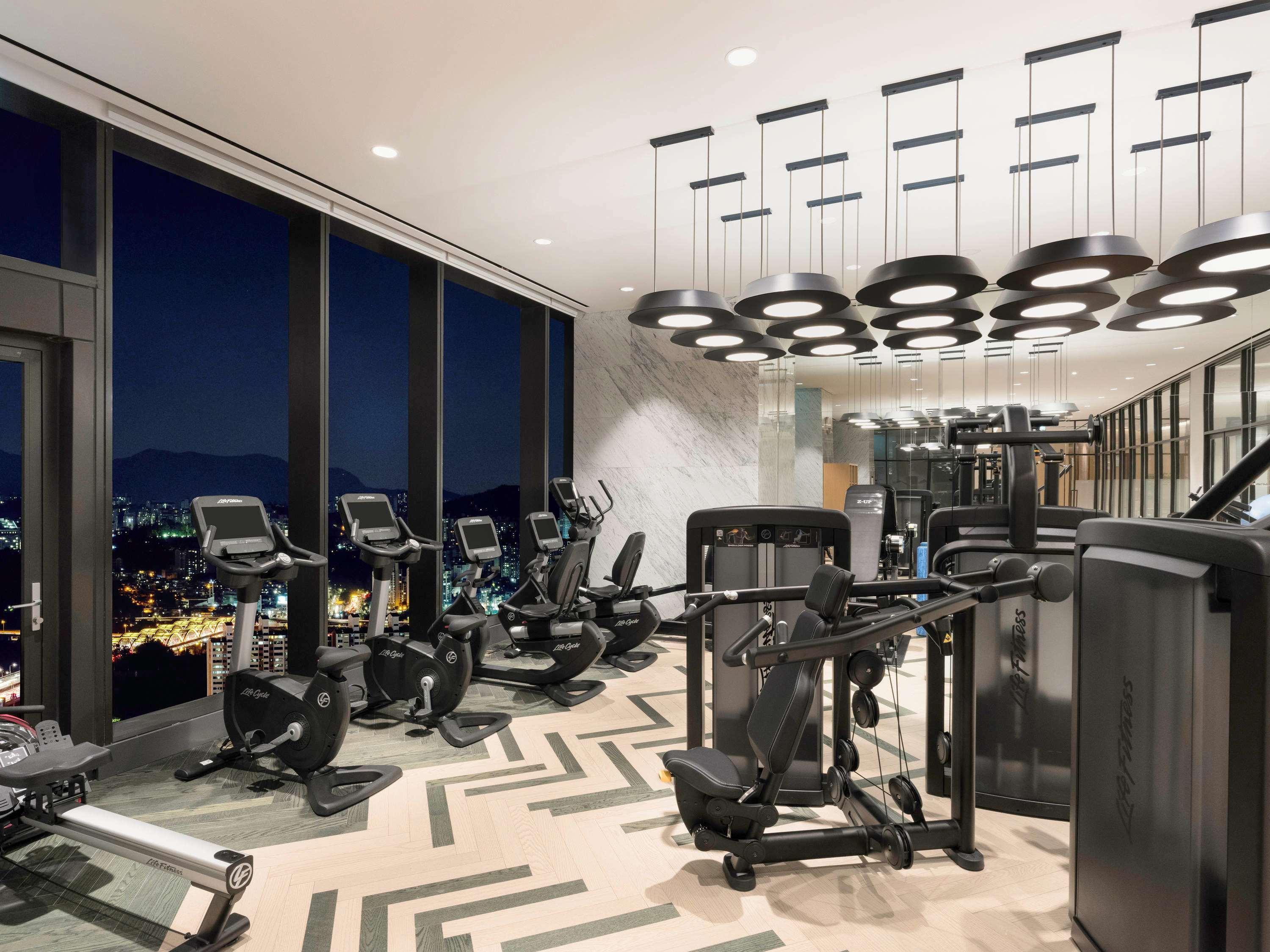 Novotel Suites Ambassador Seoul Yongsan Екстериор снимка