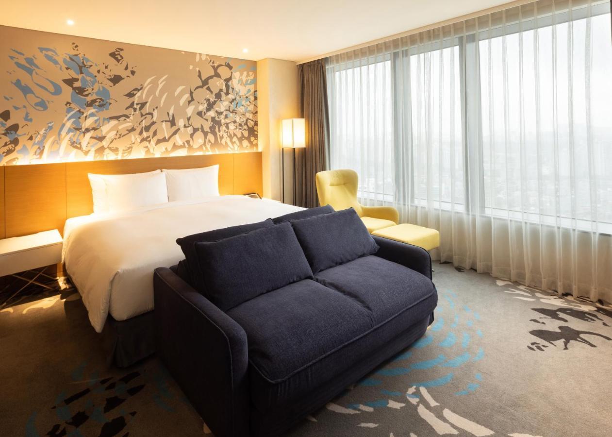 Novotel Suites Ambassador Seoul Yongsan Екстериор снимка
