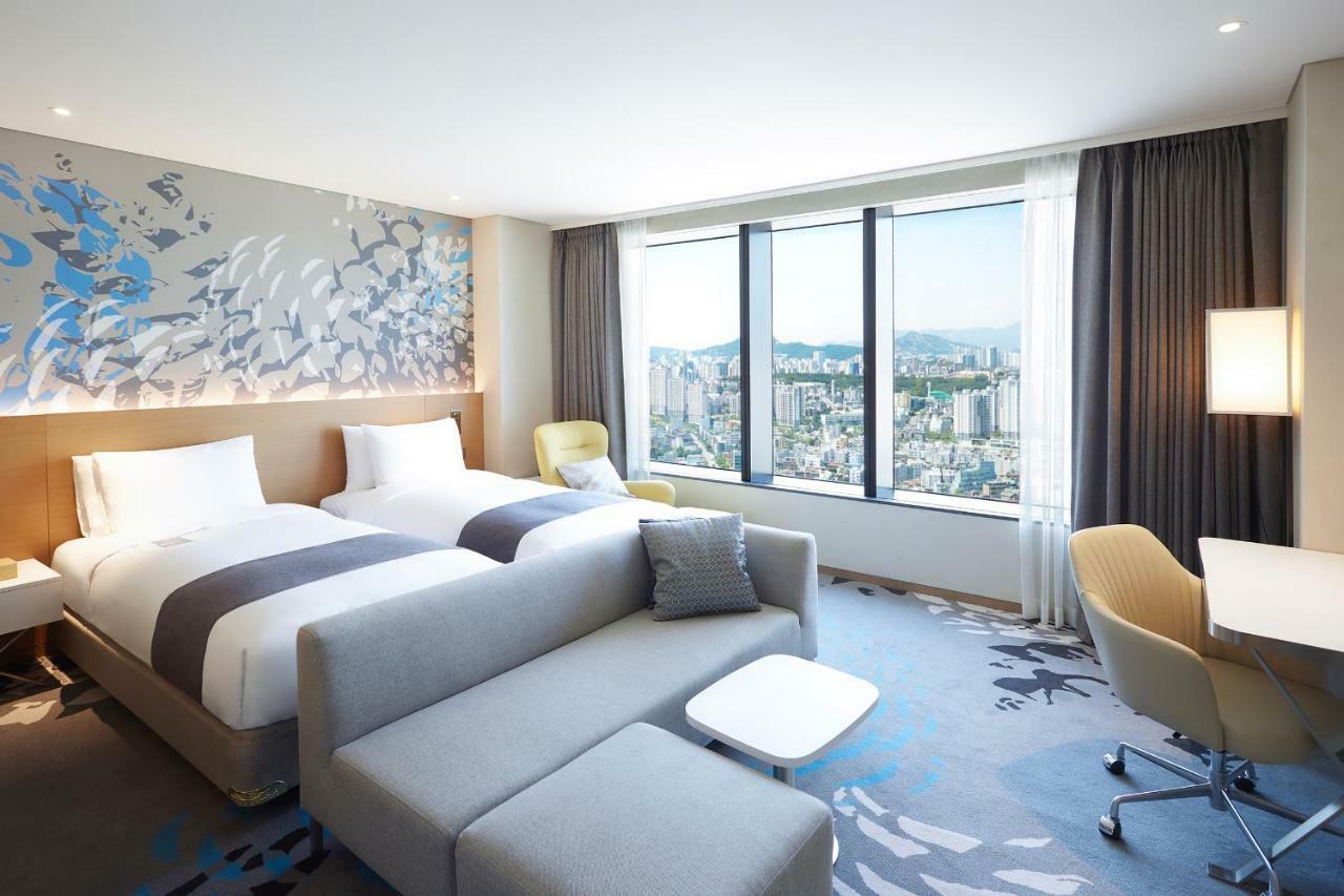 Novotel Suites Ambassador Seoul Yongsan Екстериор снимка