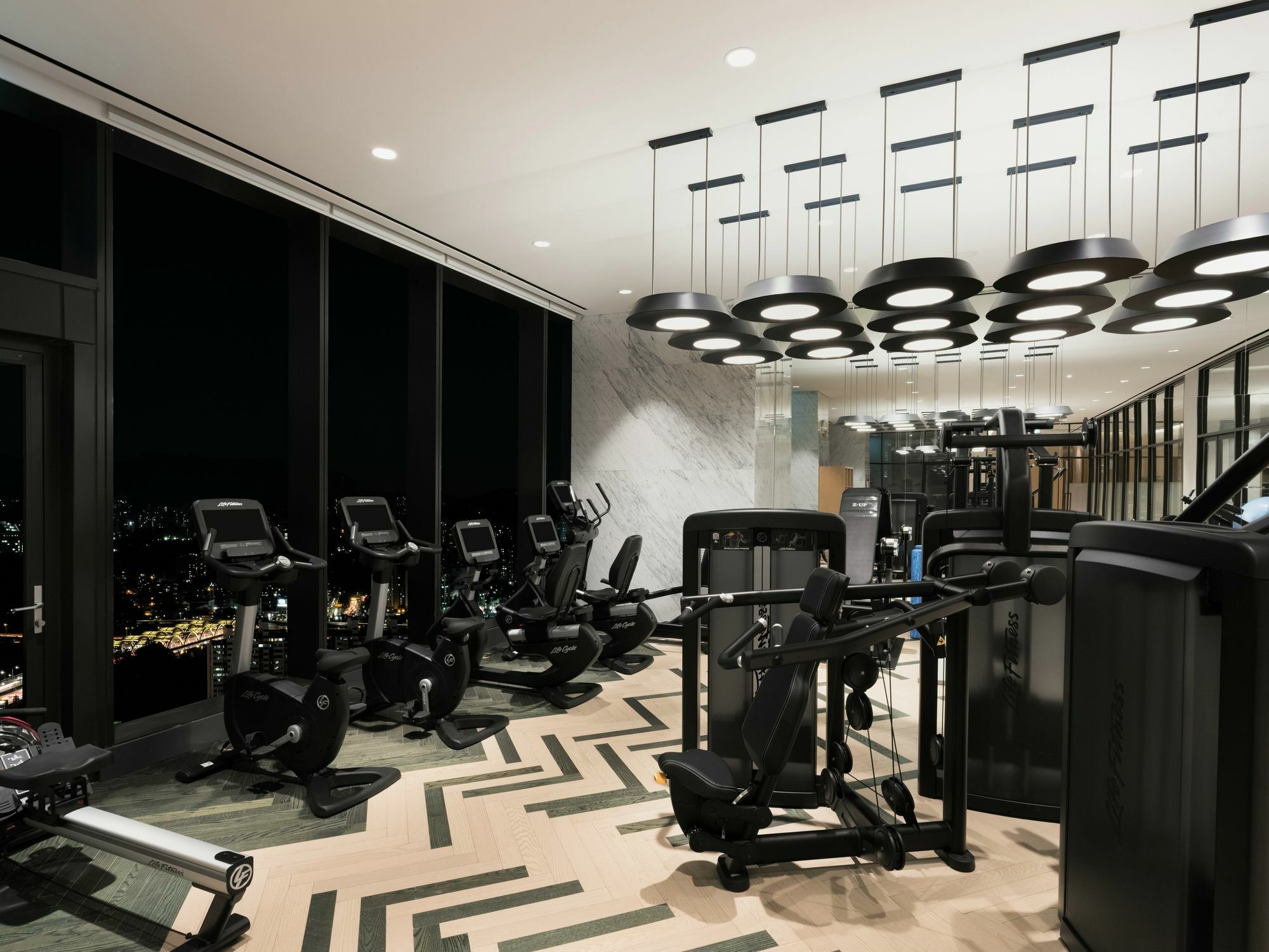 Novotel Suites Ambassador Seoul Yongsan Екстериор снимка